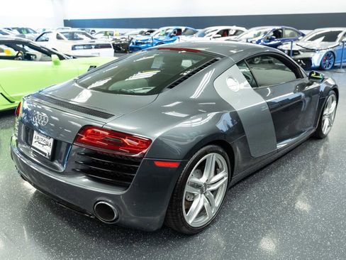 Used 2014 Audi R8 V8 w/ Convenience Package image 7