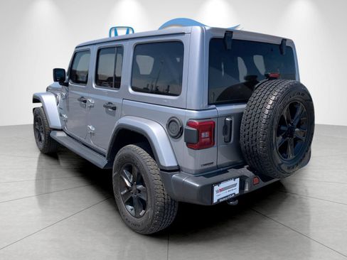 Used 2021 Jeep Wrangler Unlimited Sahara w/ Uconnect 4C Nav & Sound Group AWD/4WD image 5