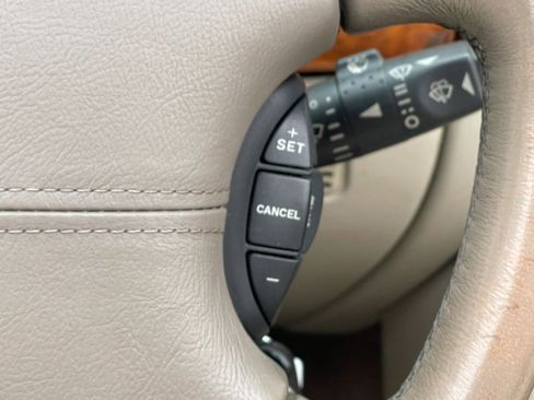 Used 2002 Jaguar XK8 Convertible RWD image 25