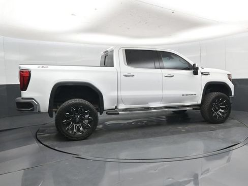 Used 2021 GMC Sierra 1500 SLT AWD/4WD image 29