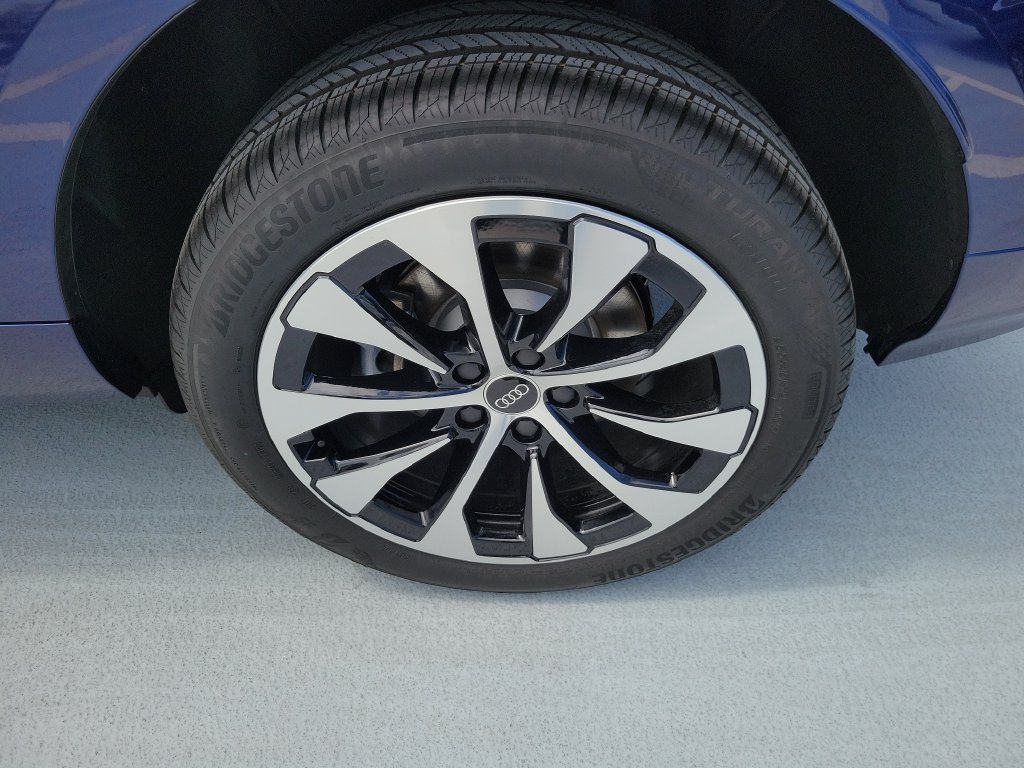 New 2026 Audi Q3 quattro 2.0T AWD/4WD image 29