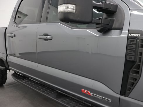Used 2024 Ford F250 Lariat w/ Lariat Ultimate Package AWD/4WD image 27