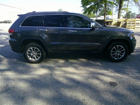 Used 2015 Jeep Grand Cherokee Limited w/ Trailer Tow Group IV AWD/4WD image 6
