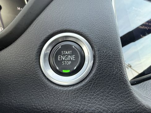 Used 2019 Cadillac XT4 Sport image 16