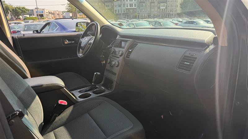 Used 2018 Ford Flex SE FWD image 5
