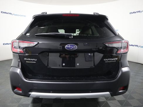 Used 2023 Subaru Outback Limited AWD/4WD image 7