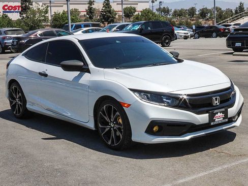 Used 2020 Honda Civic Sport image 3