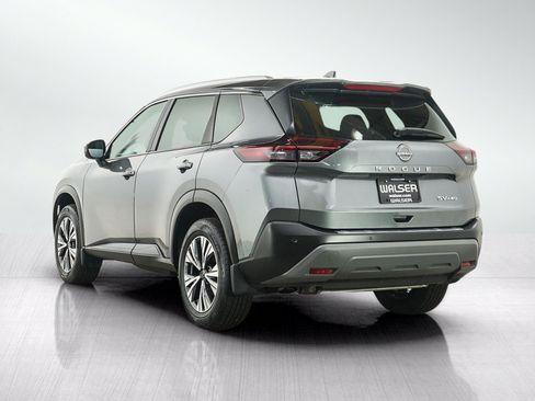 Used 2023 Nissan Rogue SV w/ SV Premium B Package AWD/4WD image 3