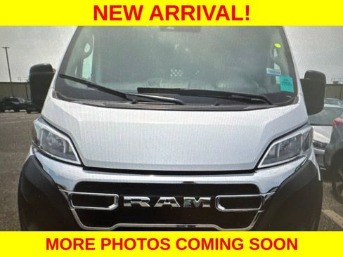 Used 2025 RAM ProMaster 2500 w/ U-Haul Equipment Group FWD image 6