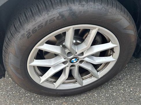 Used 2019 BMW X5 xDrive40i w/ Premium Package AWD/4WD image 4