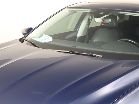 Used 2020 Volkswagen Passat 2.0T R-Line image 12