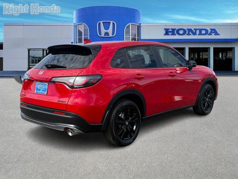 Certified 2026 Honda HR-V Sport image 8