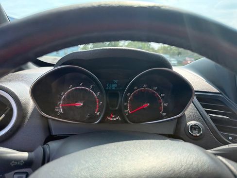 Used 2019 Ford Fiesta ST FWD image 5