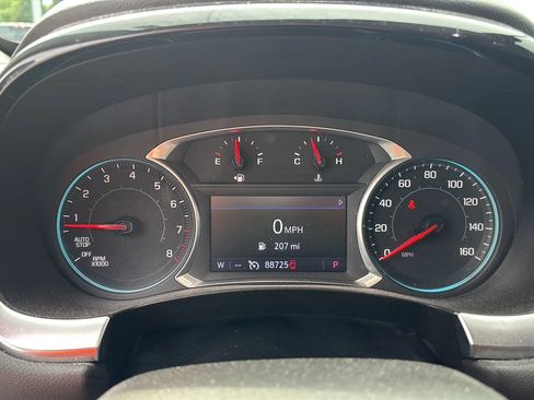 Used 2020 Chevrolet Traverse LT AWD/4WD image 24