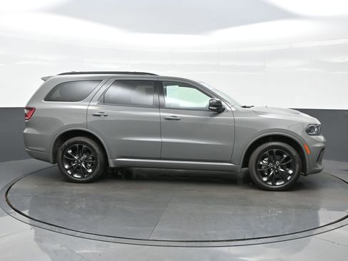 Used 2024 Dodge Durango GT image 7