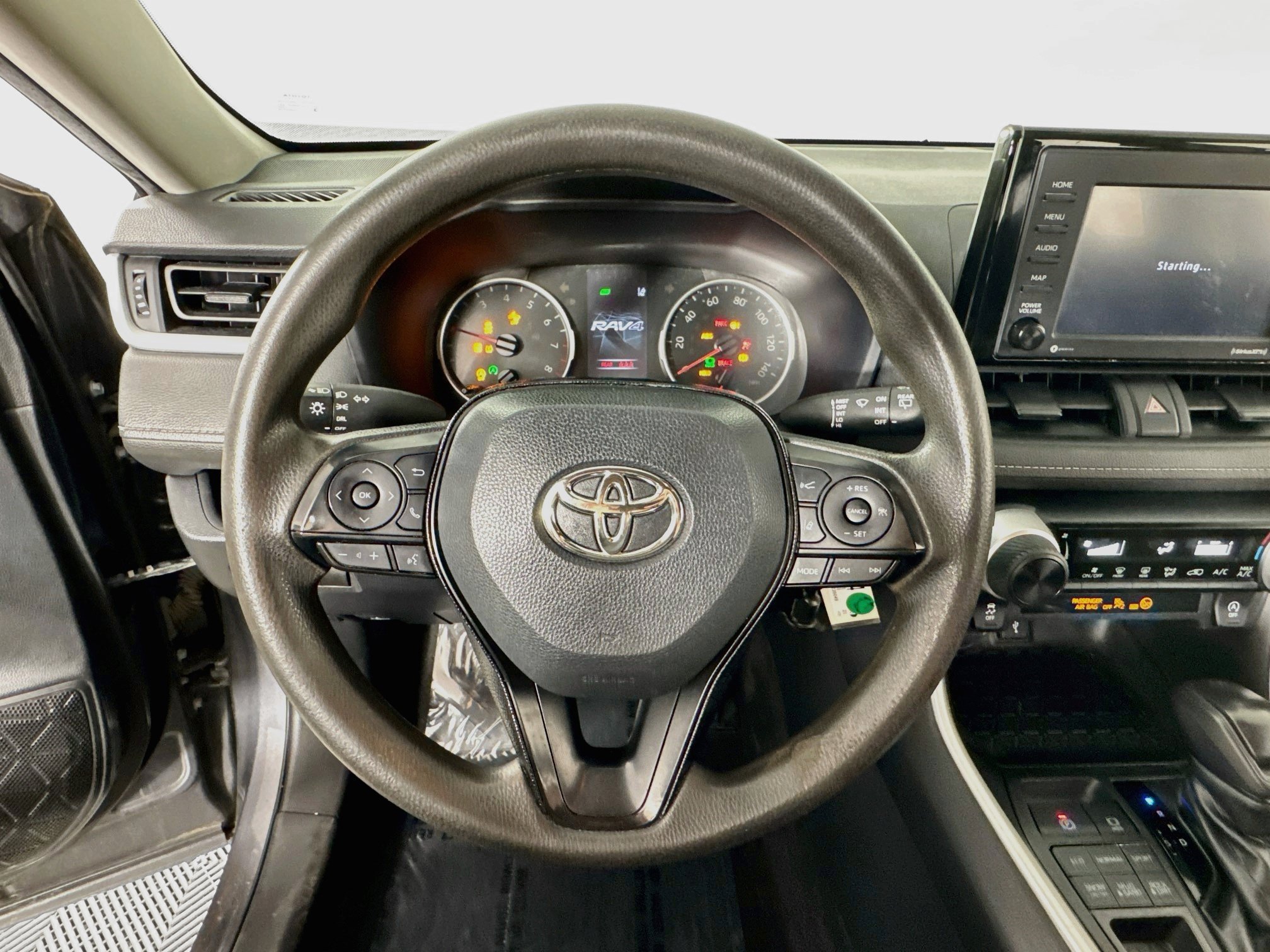 Certified 2021 Toyota RAV4 LE AWD/4WD image 13