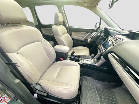 Used 2017 Subaru Forester 2.5i Limited AWD/4WD image 28