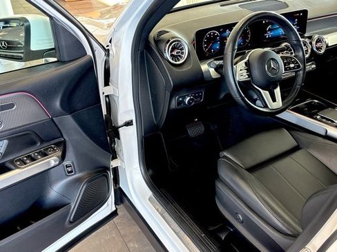 Certified 2021 Mercedes-Benz GLB 250 image 16