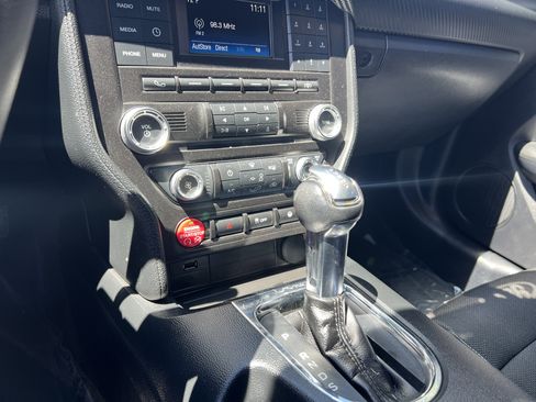 Used 2016 Ford Mustang Coupe w/ Equipment Group 051A RWD image 20