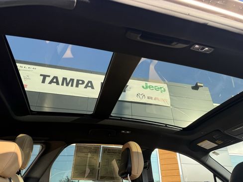 Used 2020 Lincoln Corsair Reserve w/ Equipment Group 201A image 32