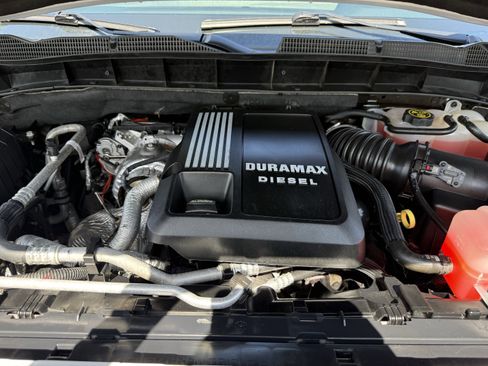 Used 2023 GMC Sierra 1500 AT4 w/ AT4 Premium Package AWD/4WD image 32