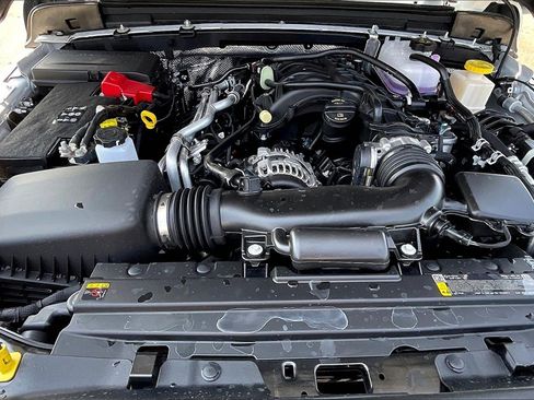 New 2025 Jeep Gladiator Sport image 11