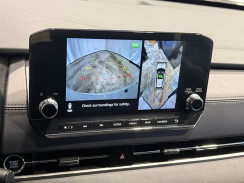 Used 2024 Mitsubishi Outlander SE image 14