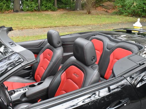 Used 2020 Chevrolet Camaro SS image 20