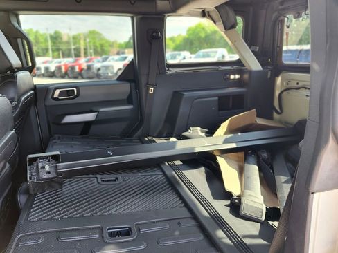 Certified 2022 Ford Bronco Everglades AWD/4WD image 16