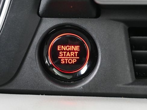 Certified 2023 Honda Pilot Elite image 33