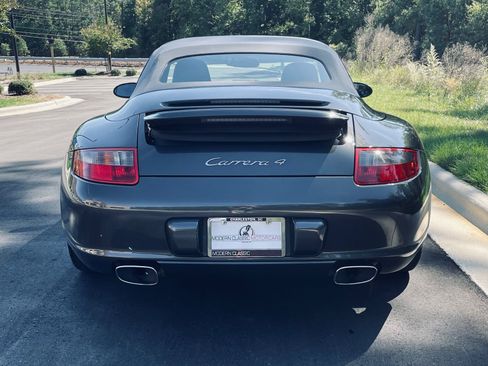 Used 2006 Porsche 911 Carrera 4 image 13