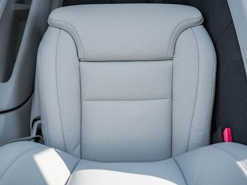 New 2026 Volvo XC60 B5 Ultra w/ Protection Package Premier image 31