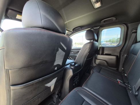 Used 2020 Nissan Titan PRO-4X w/ Pro-4x Convenience Package image 34