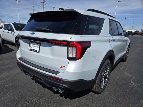 New 2026 Ford Explorer ST w/ Sun And Sound Package AWD/4WD image 3