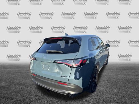 Used 2025 Honda HR-V Sport image 11