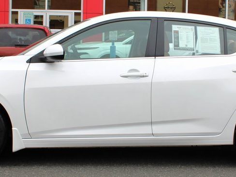 Certified 2023 Nissan Sentra SV w/ SV Premium Package image 9