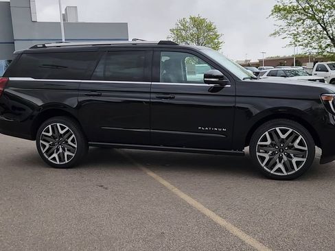 New 2026 Ford Expedition Max Platinum w/ Platinum Ultimate Package AWD/4WD image 10
