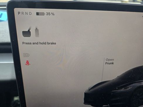 Used 2024 Tesla Model 3 Standard Range image 19