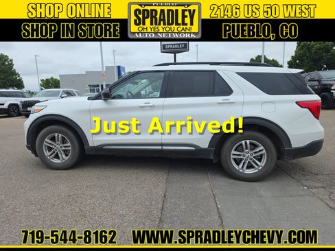 Used 2021 Ford Explorer XLT w/ Equipment Group 202A AWD/4WD image 1