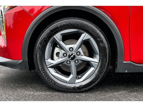 Used 2025 Kia K4 LXS image 9