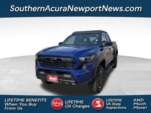 Used 2024 Toyota Tacoma TRD Off-Road image 1