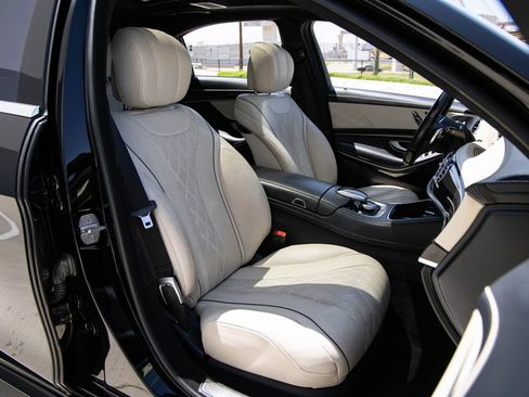 Used 2020 Mercedes-Benz S 560 Sedan image 27