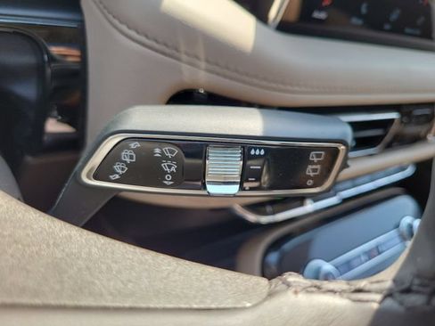 Used 2023 Lincoln Nautilus Reserve AWD/4WD image 16