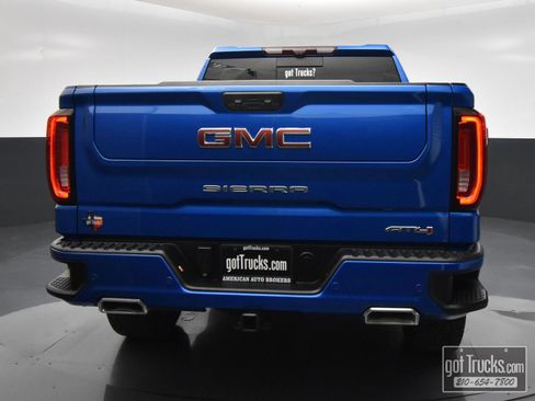 Used 2022 GMC Sierra 1500 AT4 w/ AT4 Premium Package AWD/4WD image 6