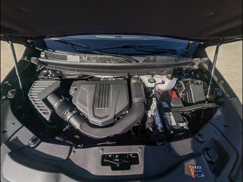 New 2026 Chevrolet Traverse LT w/ Driver Confidence Package image 11