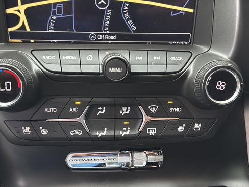Used 2019 Chevrolet Corvette Grand Sport RWD image 40