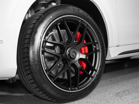 New 2026 Mercedes-Benz GLE 63 AMG S image 32