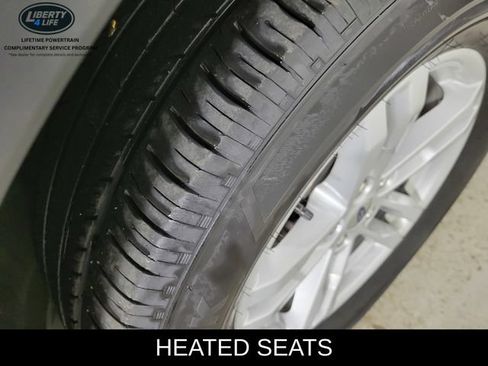 Used 2023 Ford Explorer XLT AWD/4WD image 11