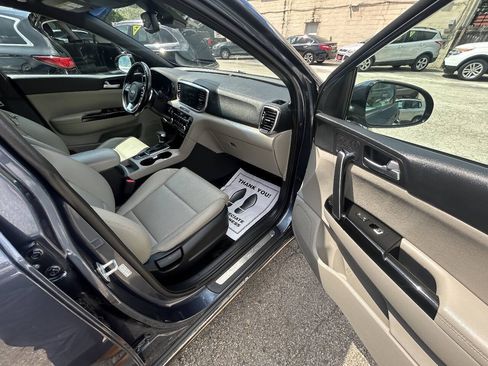 Used 2020 Kia Sportage S w/ S Premium Package FWD image 9