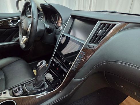 Used 2019 INFINITI Q50 Luxe w/ Essential Package (3.0T Luxe) AWD/4WD image 20